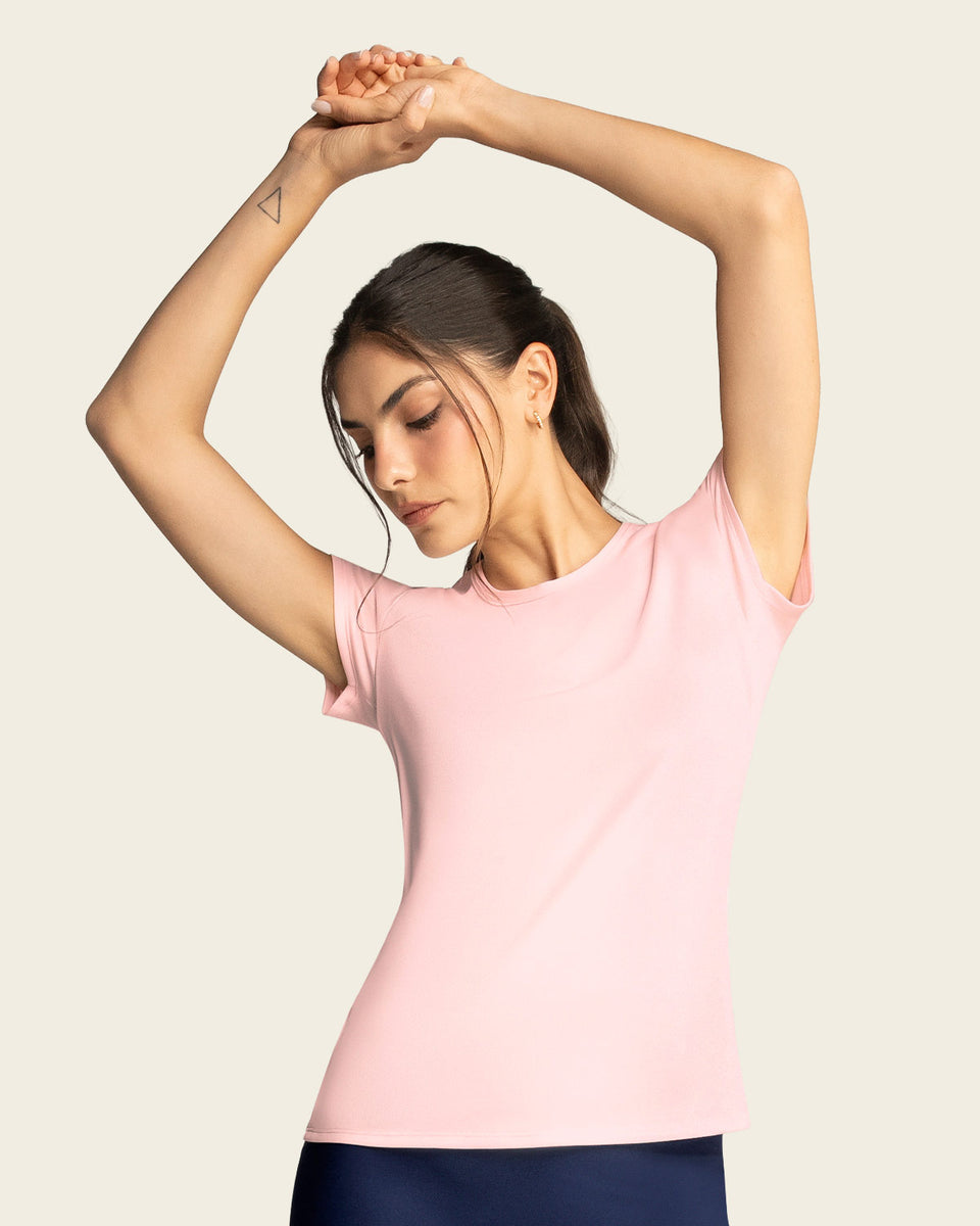 Camiseta deportiva de secado rápido y silueta semiajustada