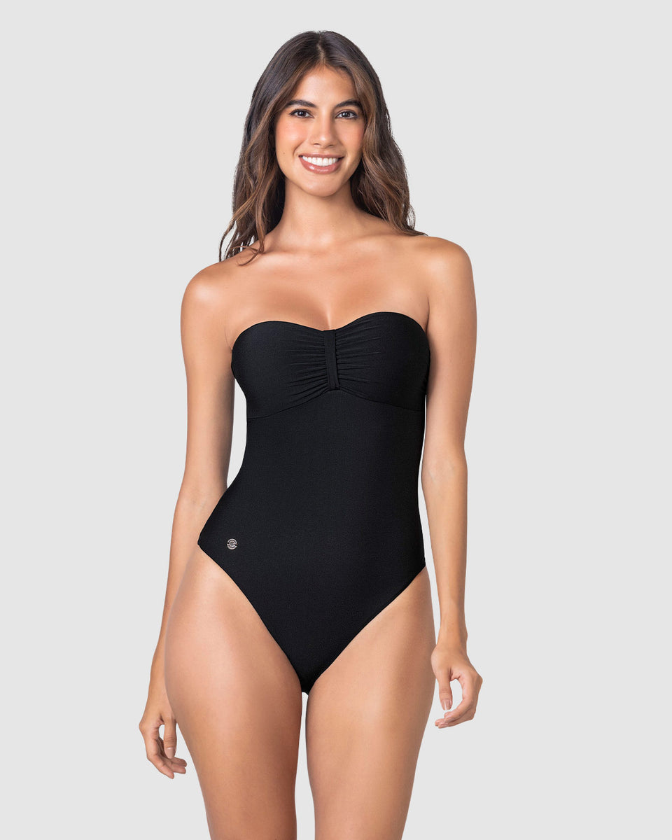 Traje de baño entero con espalda ajustable