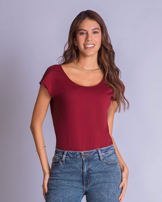 Camiseta manga corta estampada silueta semiajustada para mujer#color_c55-vino-medio