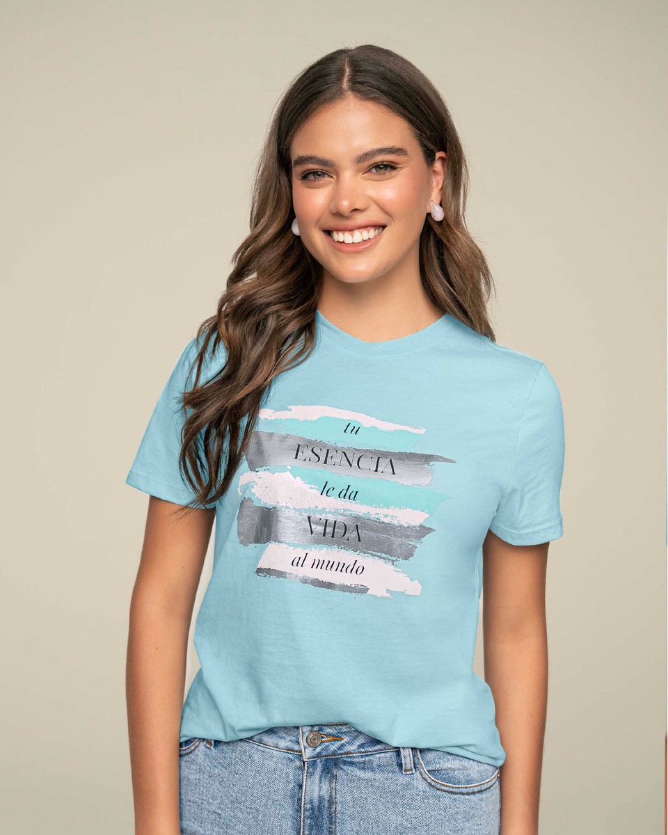 Camiseta manga corta con mensaje en el frente