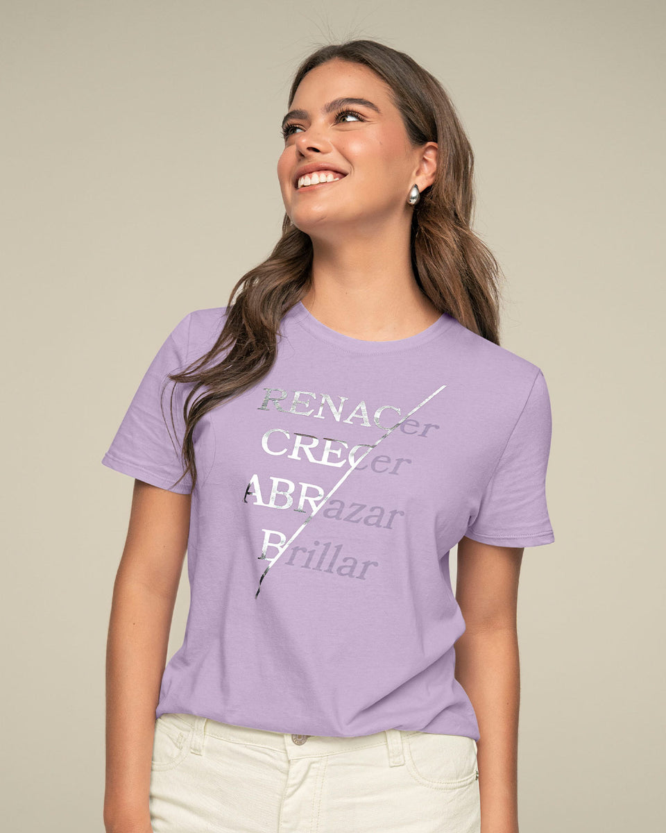 Camiseta manga corta con mensaje en el frente