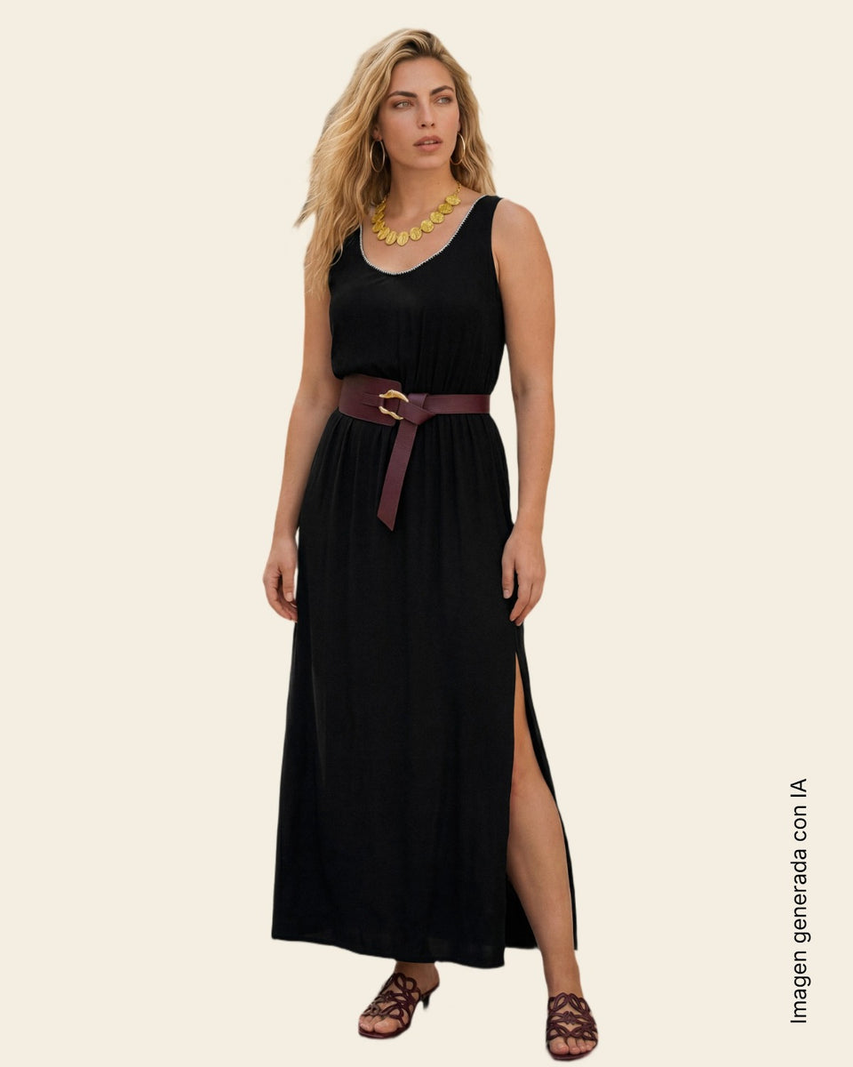 Vestido largo con cintura marcada y bordados en escote