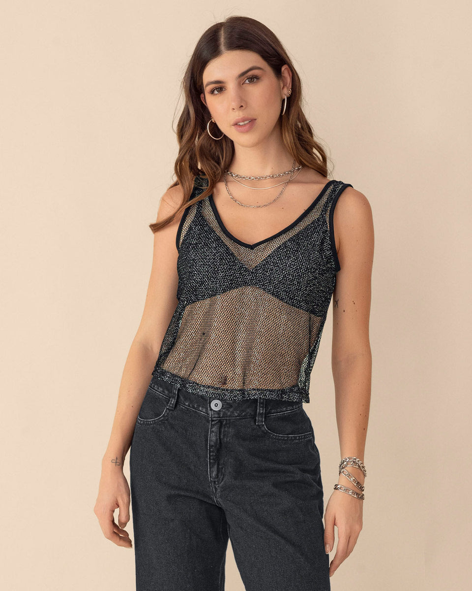 Camiseta manga sisa elaborada en malla con brillo