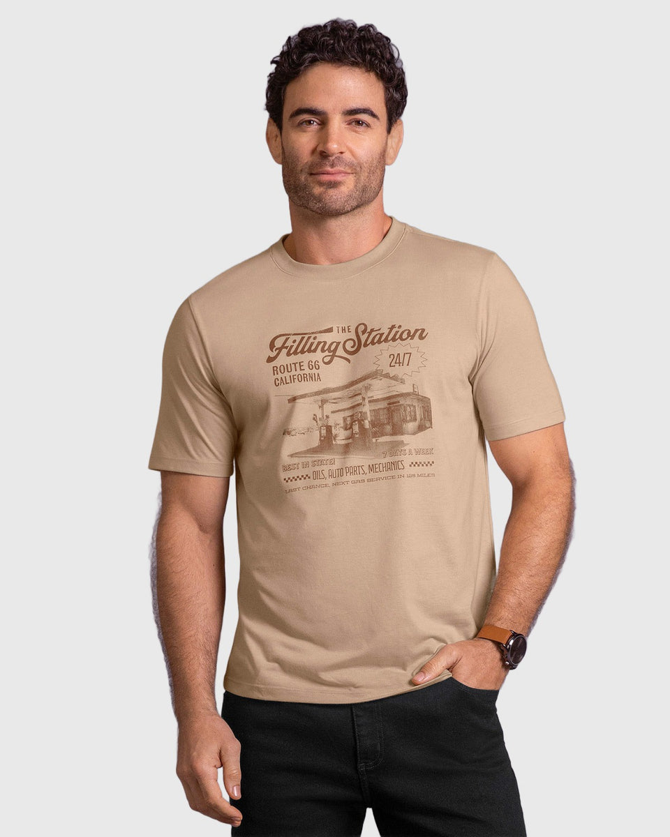 Camiseta manga corta con estampado localizado y cuello redondo