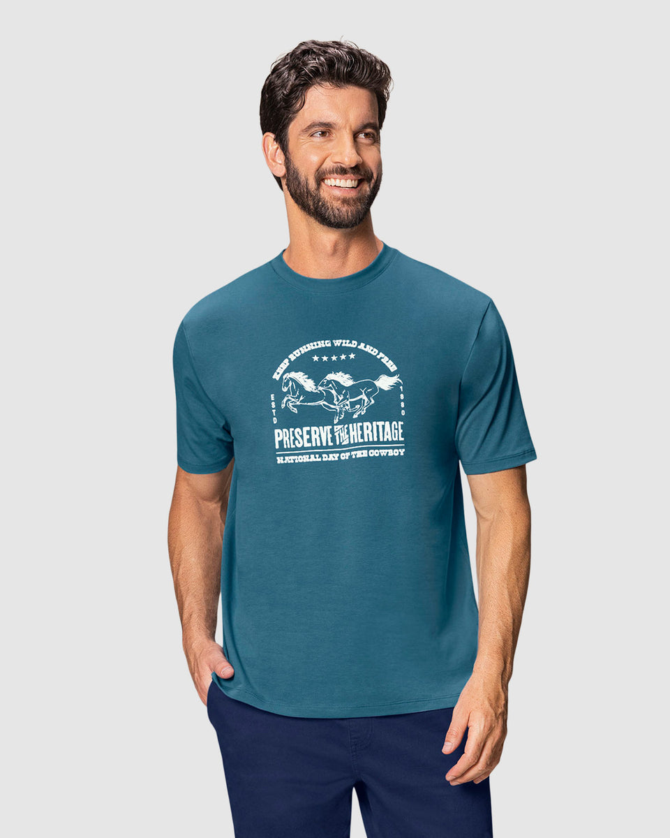 Camiseta manga corta con estampado localizado y cuello redondo