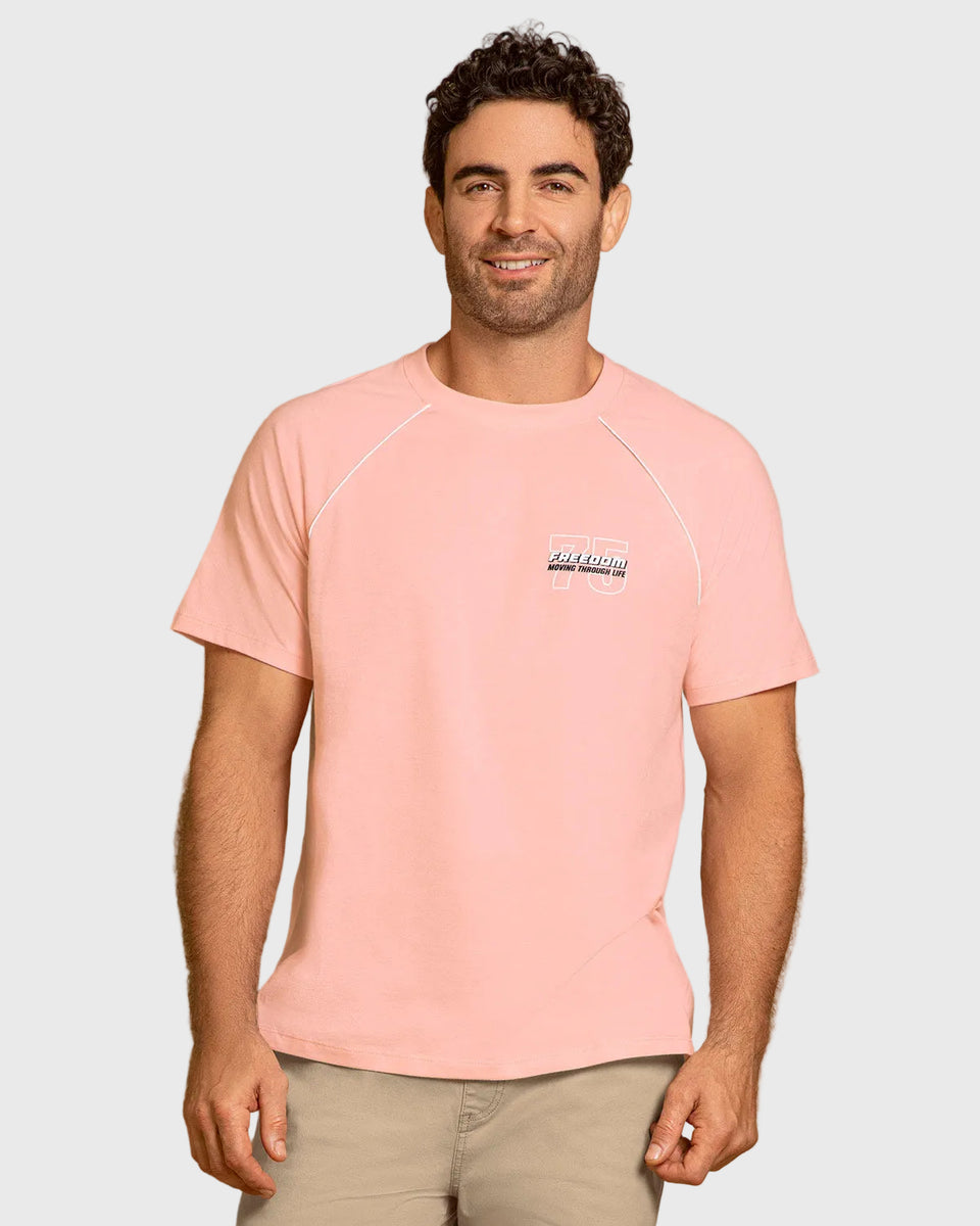 Camiseta manga corta con detalle en contraste y estampado localizado