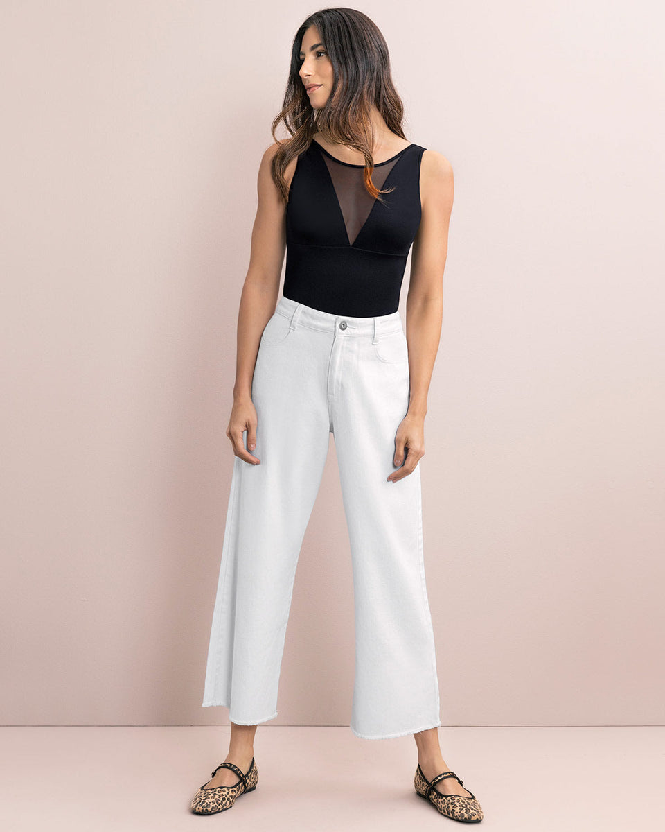 Body de control suave con tul en escote