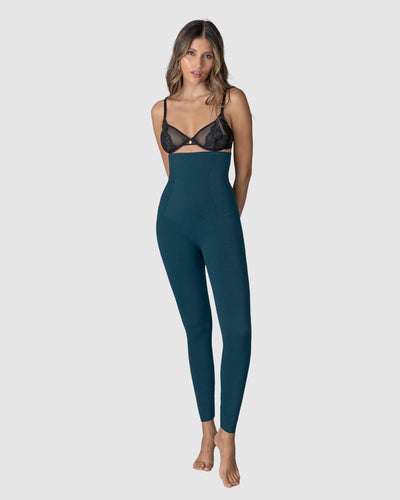 Legging de tiro alto de control en abdomen y piernas#color_b55-azul-oscuro