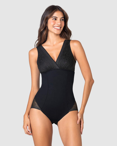 Faja tipo body con bralette incorporado con control de abdomen#color_700-negro
