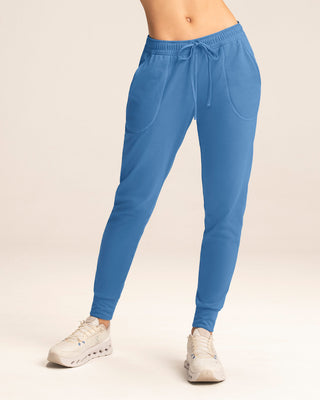 Jogger deportivo de silueta amplia con bolsillos#color_052-azul-medio-cielo