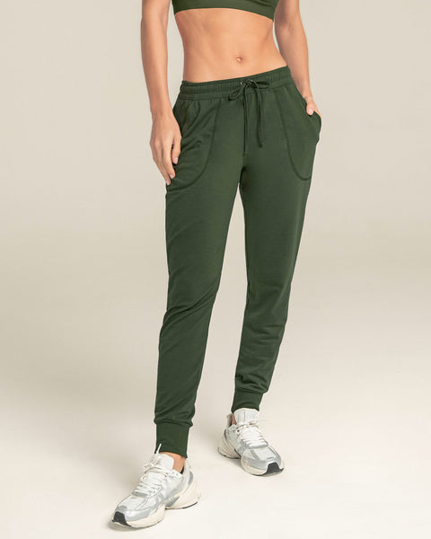 Jogger deportivo de silueta amplia con bolsillos#color_249-verde-oscuro-militar