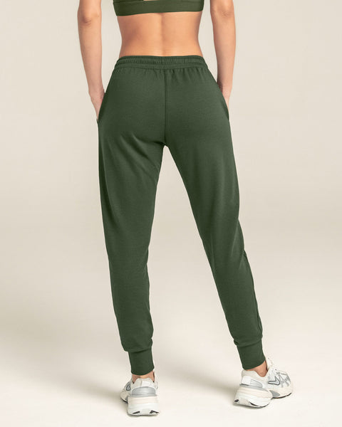 Jogger deportivo de silueta amplia con bolsillos#color_249-verde-oscuro-militar