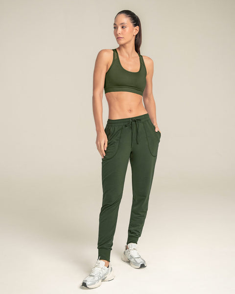 Jogger deportivo de silueta amplia con bolsillos#color_249-verde-oscuro-militar