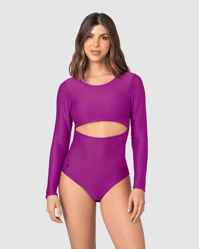 Traje de baño entero manga larga con abertura en abdomen#color_429-morado
