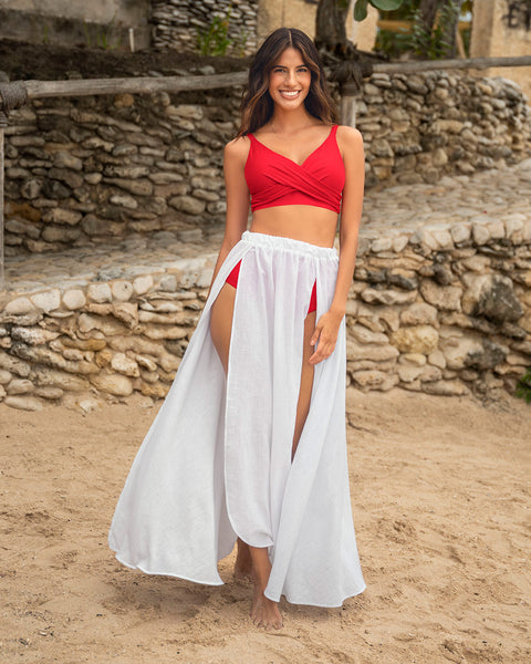 Bikini con calzón tiro alto y top de buen cubrimiento#color_377-rojo-medio