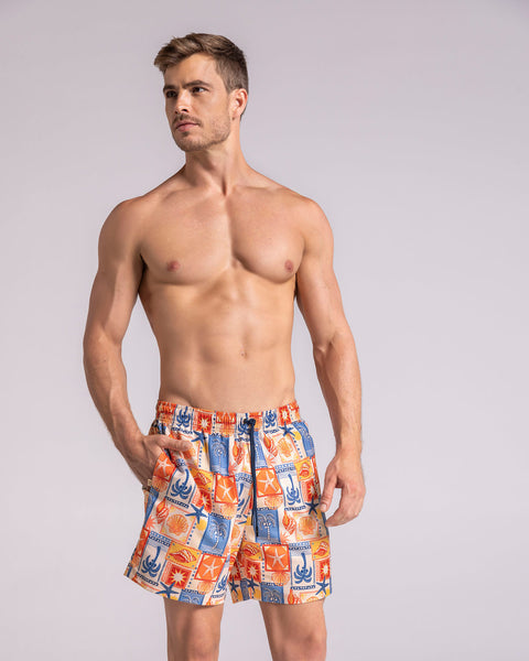 Bermuda playera masculina con práctico bolsillo al lado derecho#color_191-estampado-estampas