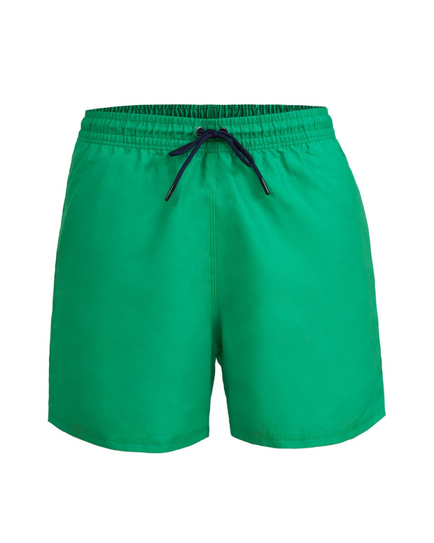 Bermuda playera masculina con práctico bolsillo al lado derecho#color_670-verde