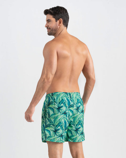 Bermuda playera masculina con práctico bolsillo al lado derecho#color_796-estampado-hojas-verde