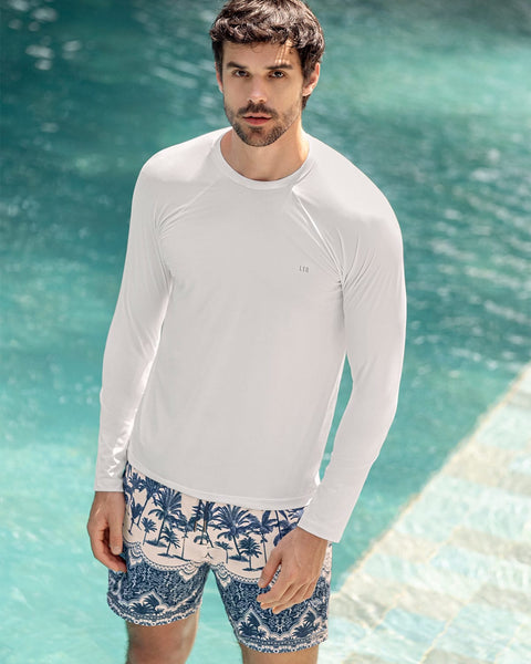 Bermuda playera masculina con práctico bolsillo al lado derecho#color_a54-estampado-palmeras