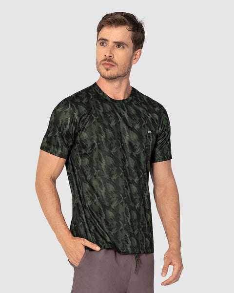 Camiseta deportiva masculina con tecnología de secado rápido#color_060-verde-estampado