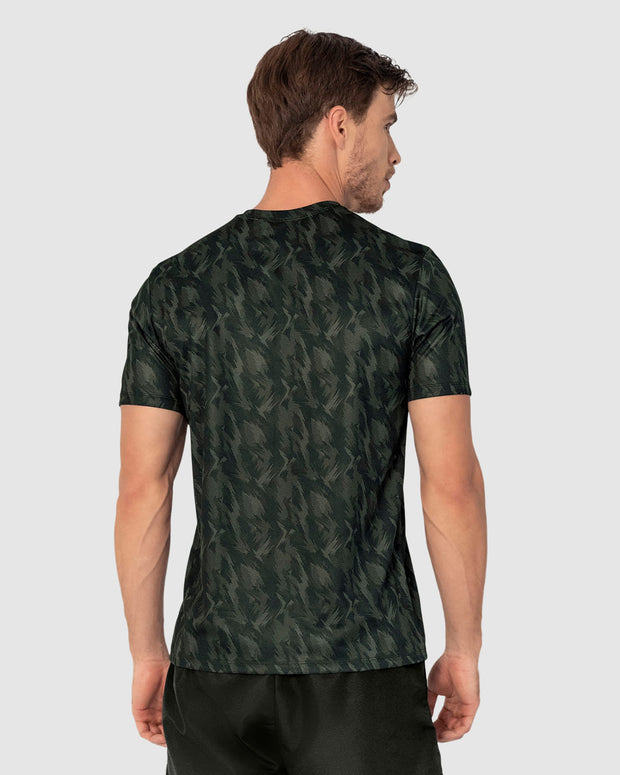 Camiseta deportiva masculina con tecnología de secado rápido#color_060-verde-estampado