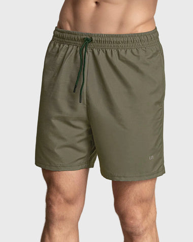 Short deportivo con bolsillos funcionales#color_610-verde