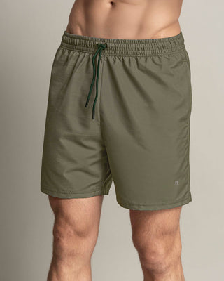 Short deportivo con bolsillos funcionales#color_610-verde