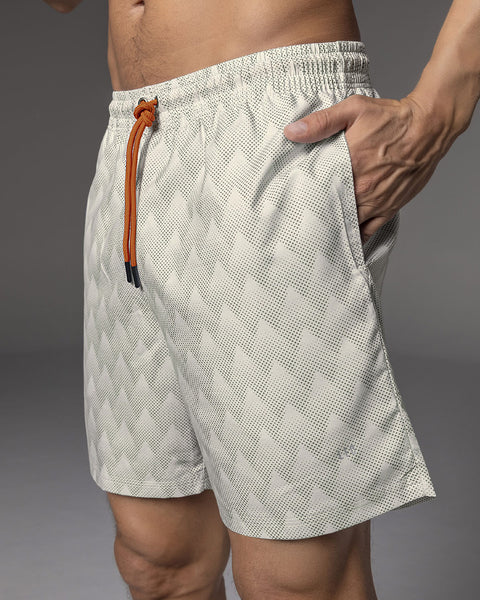 Short deportivo con bolsillos funcionales#color_a92-estampado-triangulo