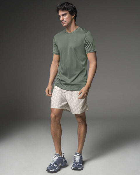 Short deportivo con bolsillos funcionales#color_a92-estampado-triangulo