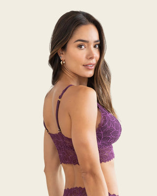 Bralette triangular en encaje sin copas ni arcos#color_414-morado