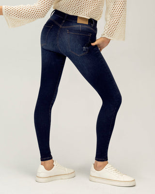 Jean skinny levanta cola#color_024-azul-oscuro