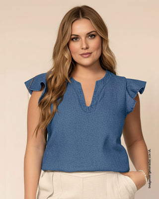 Blusa en índigo liviano con vuelo en bordes en mangas#color_052-azul-medio