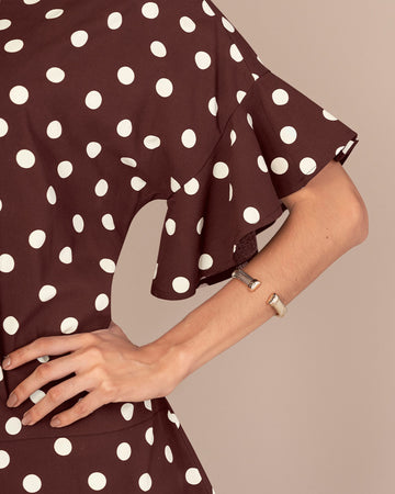 Vestido corto manga corta con vuelo en bordes#color_a72-puntos