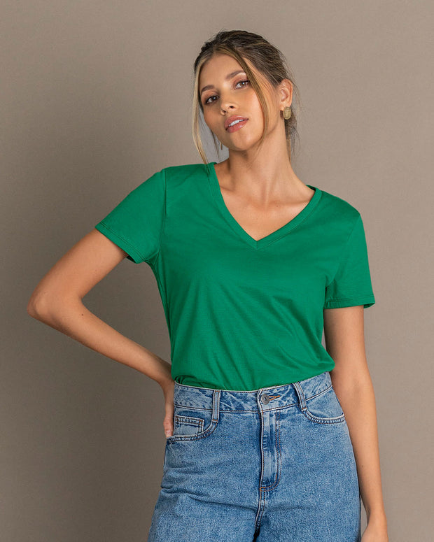 Camiseta básica manga corta con cuello en V#color_601-verde