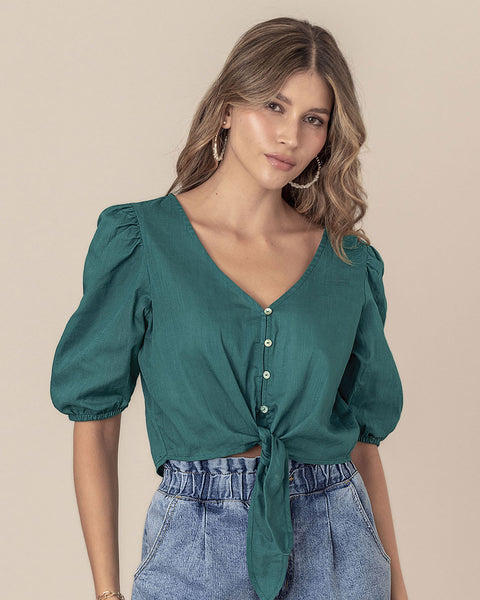 Blusa manga corta tipo crop con detalle de anudado en frente#color_063-verde-botella