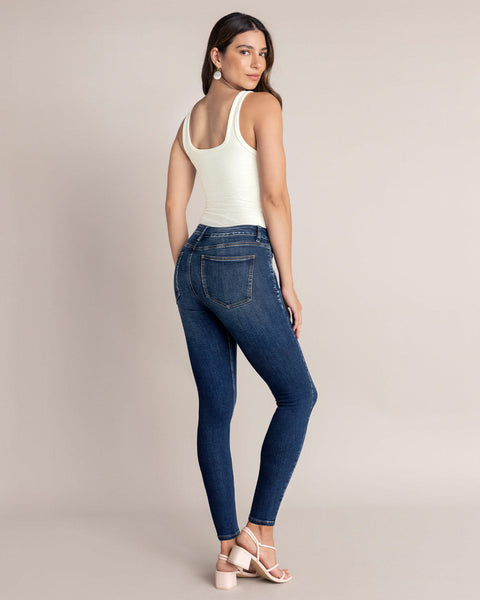 Skinny jean con bolsillos funcionales#color_059-azul-oscuro