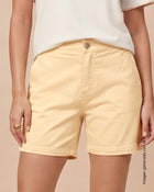 Bermuda corta para mujer#color_c17-amarillo