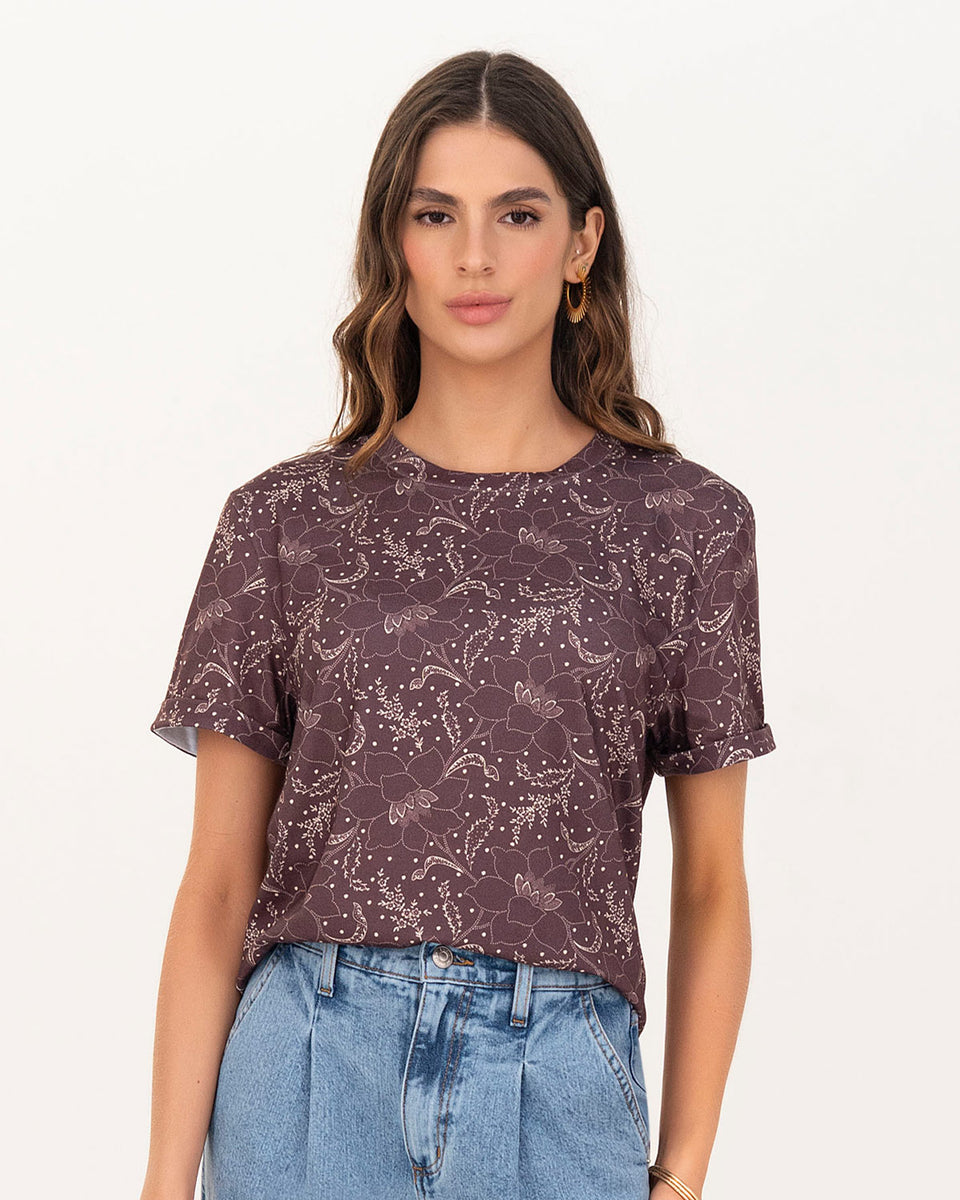 Camiseta manga corta estampada con doblez en manga