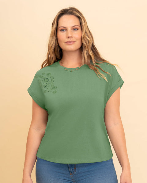 Camiseta manga corta con estampado con relieve#color_068-verde