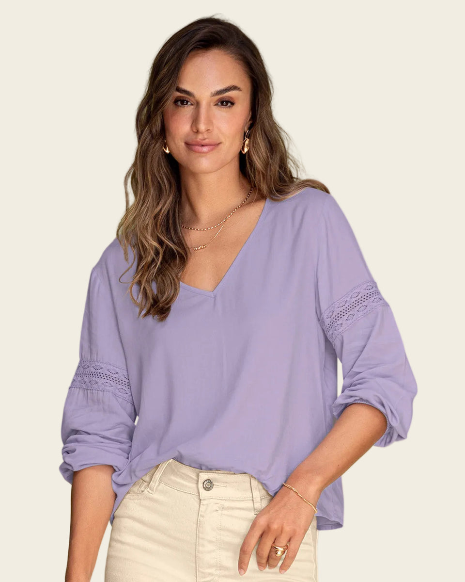 Blusa con detalle tipo encaje en mangas