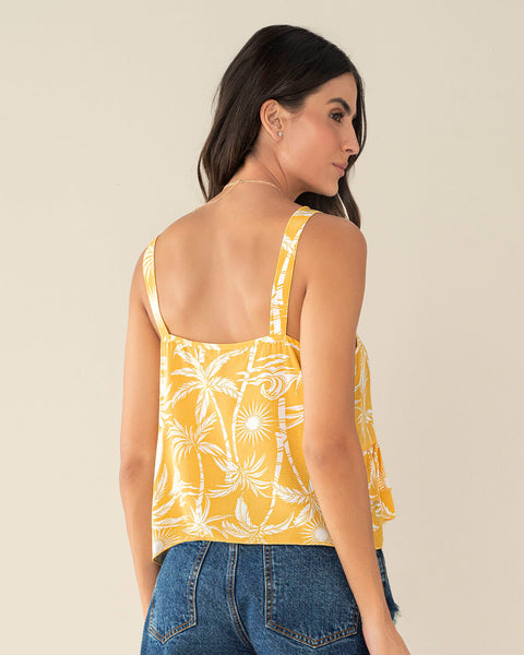 Blusa tiritas con escote en V y vuelo en bordes#color_952-amarillo-estampado