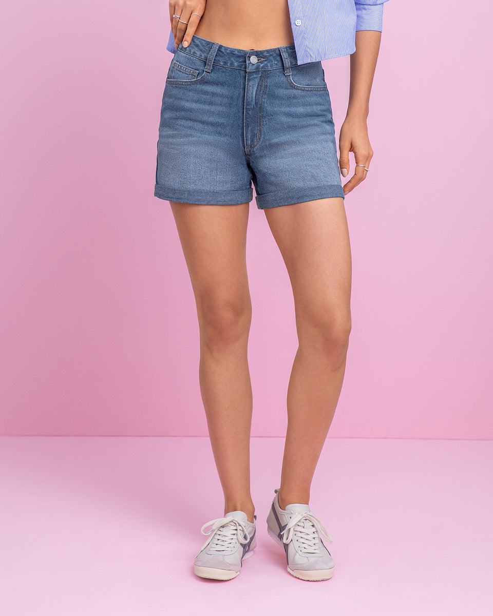 Short con doblez en borde