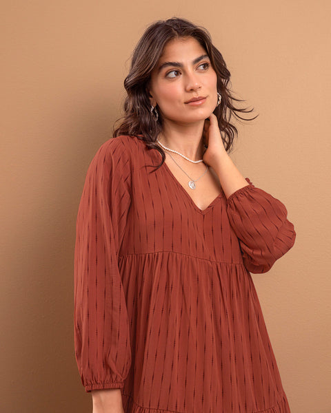 Vestido con corte tipo farol#color_349-vino