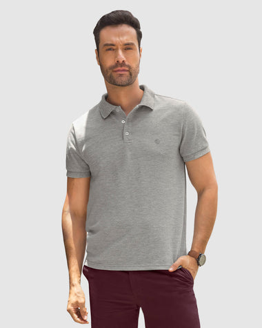 Camiseta tipo polo con bordado en frente#color_245-gris-jaspe