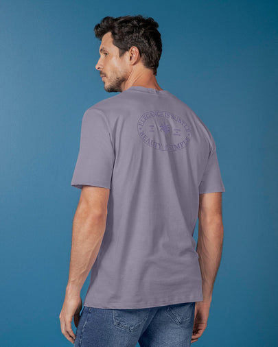 Camiseta manga corta con estampado localizado y cuello redondo#color_412-lila-oscuro