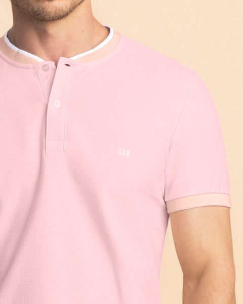 Camiseta con cuello henley y botones funcionales#color_304-rosado-claro