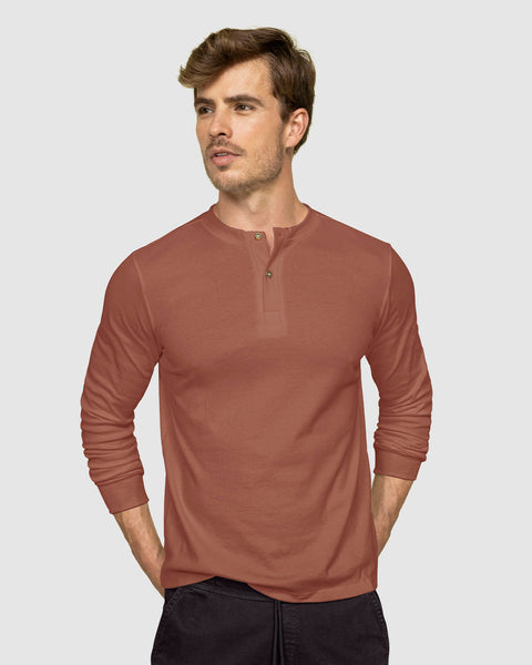 Camiseta manga larga cuello henley#color_a89-terracota