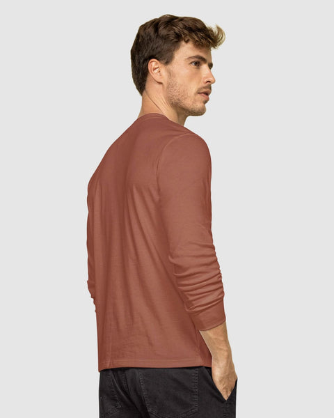 Camiseta manga larga cuello henley#color_a89-terracota