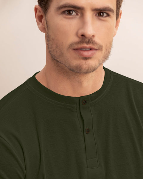 Camiseta manga larga cuello henley#color_a91-verde-militar