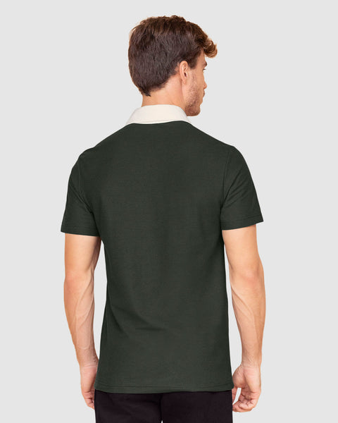 Camiseta tipo polo cuello en contraste#color_a91-verde-militar